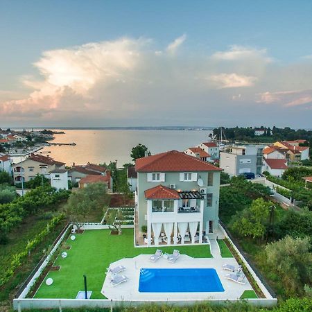Apartments Very Good Life Preko Dış mekan fotoğraf