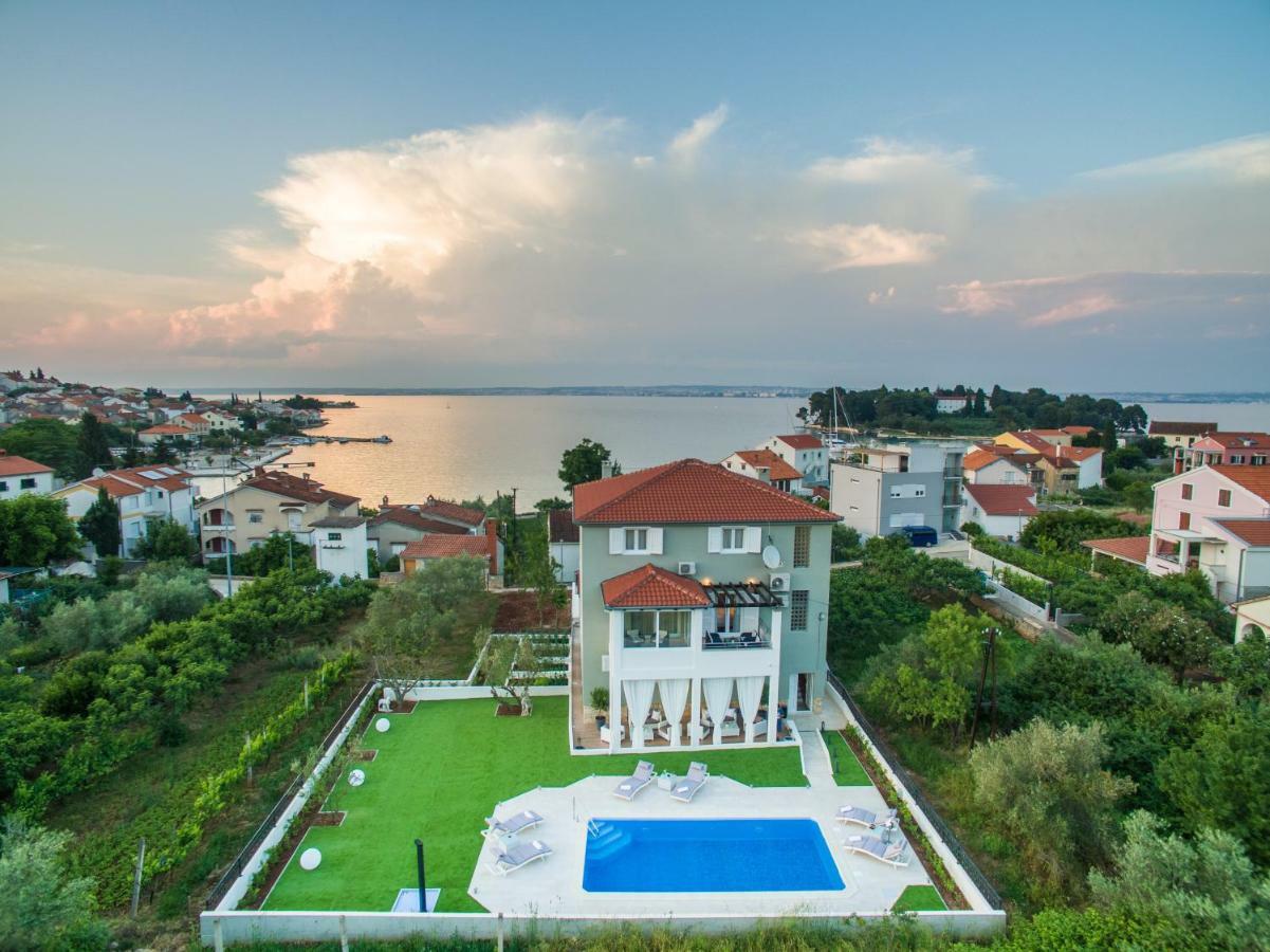 Apartments Very Good Life Preko Dış mekan fotoğraf