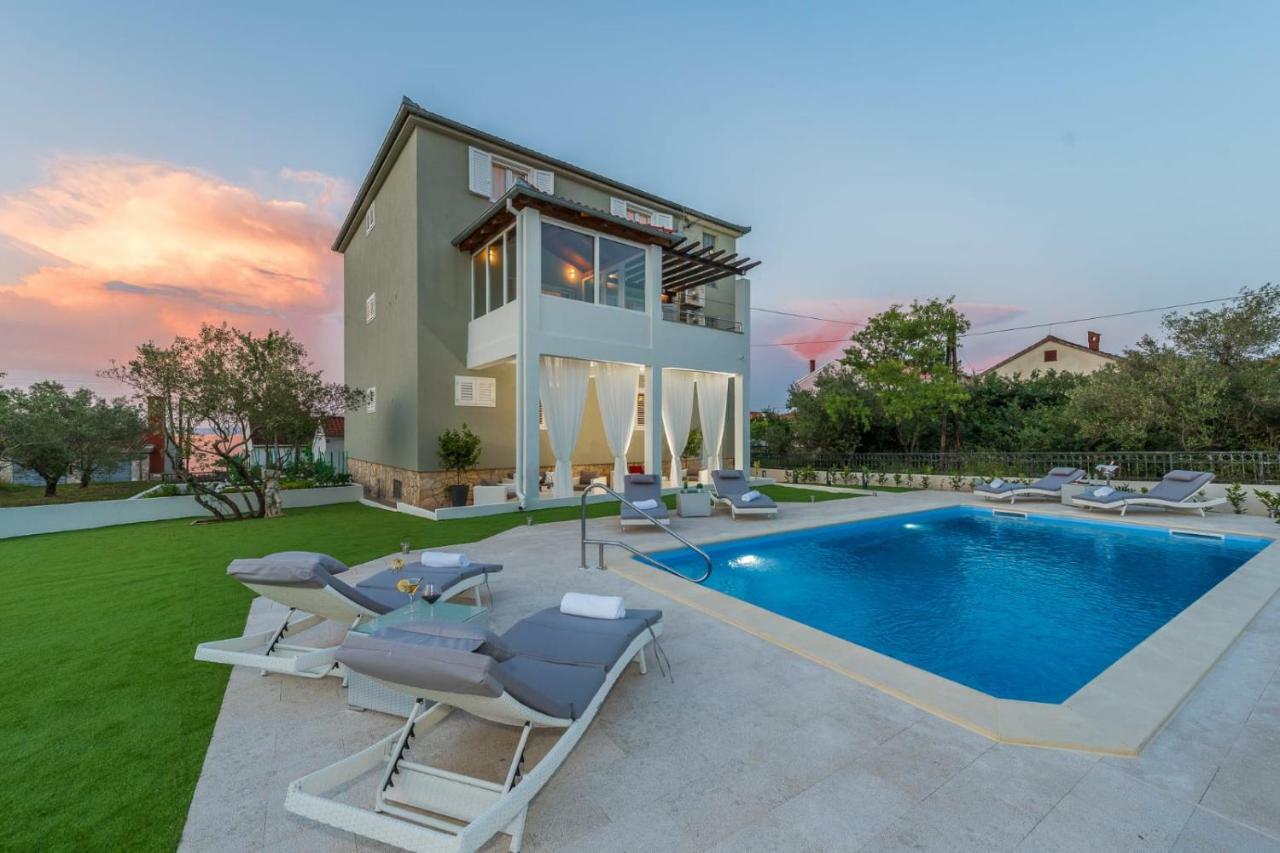 Apartments Very Good Life Preko Dış mekan fotoğraf